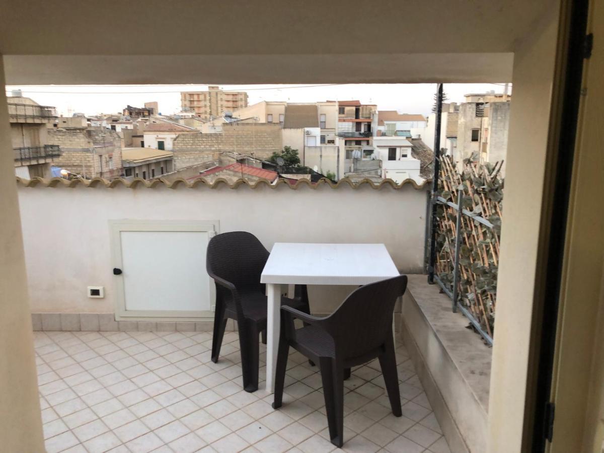 Mansarda Mentana Due Apartment Vittoria Exterior photo