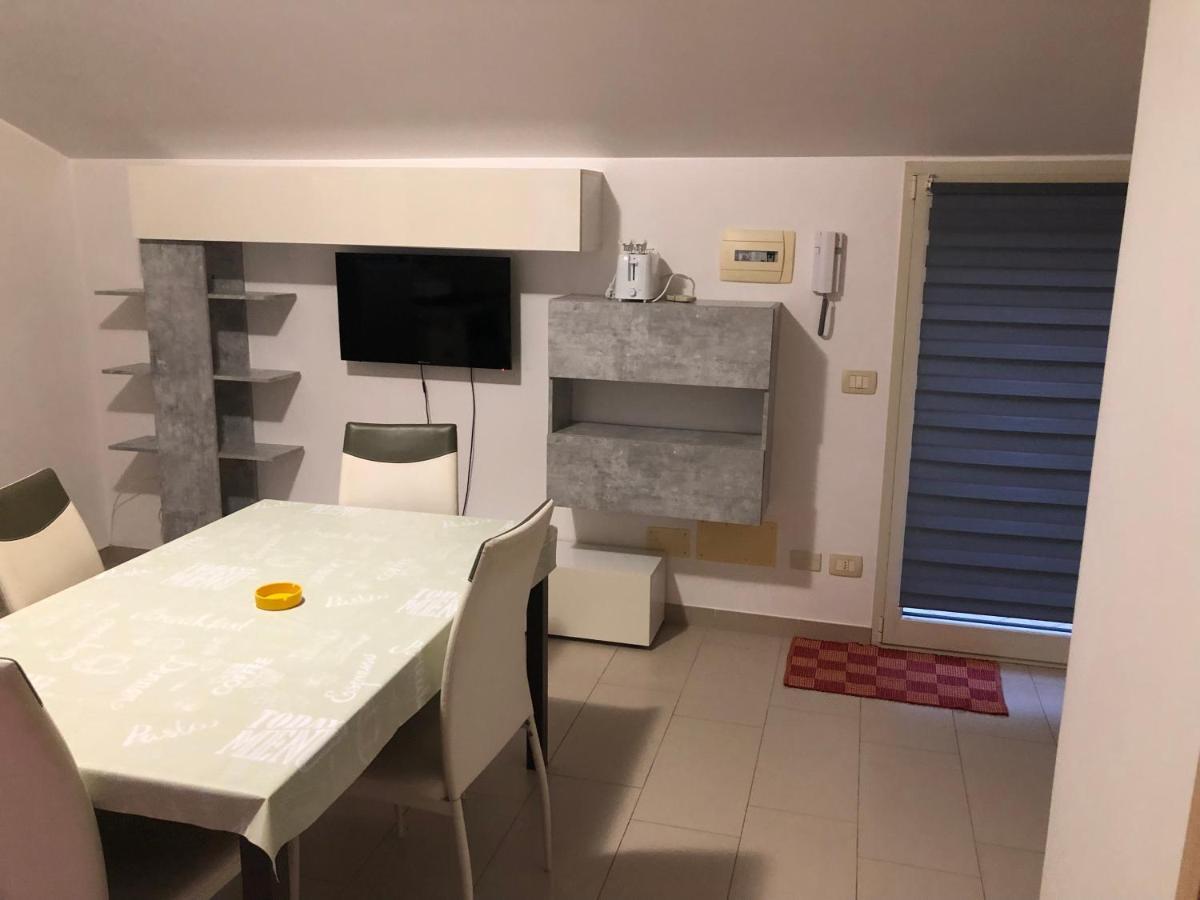 Mansarda Mentana Due Apartment Vittoria Exterior photo